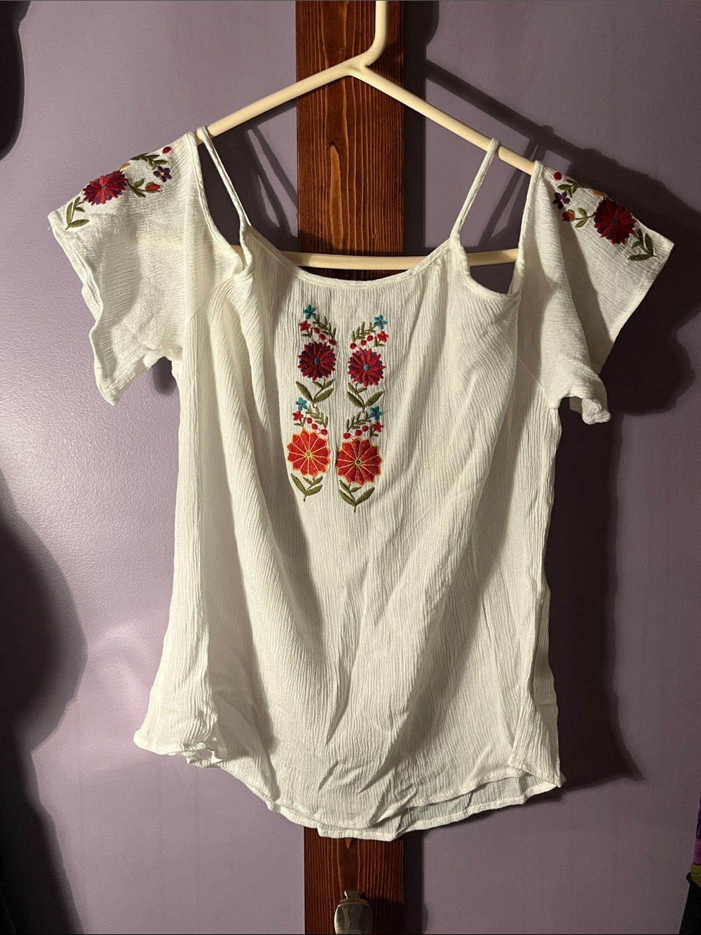 Alice Blue White Cold-Shoulder Embroidered Floral top